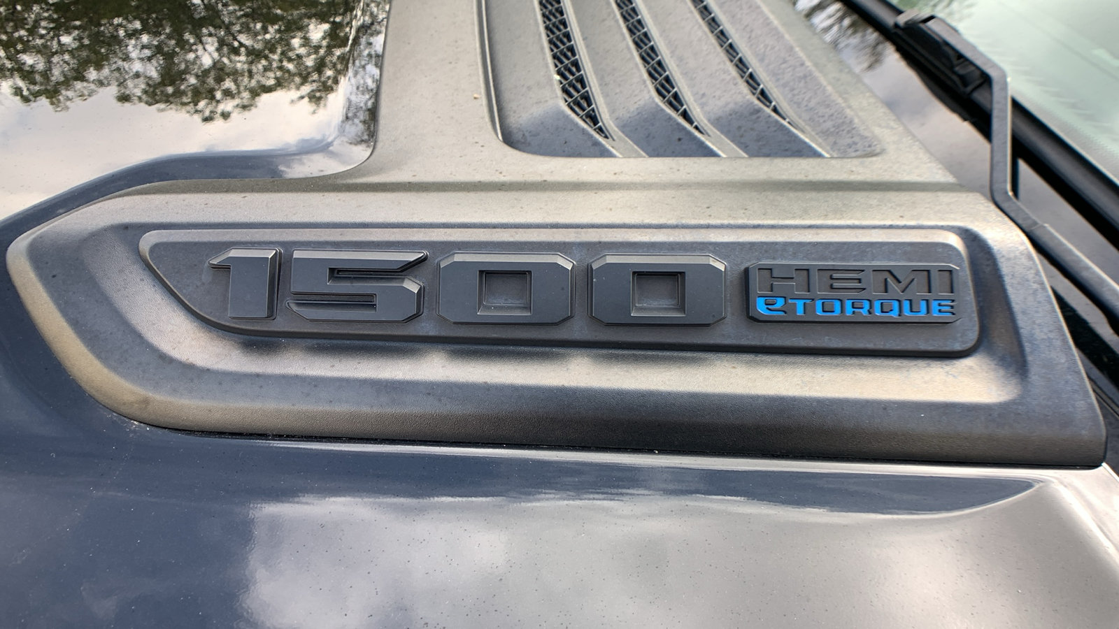 Used 2023 RAM 1500 Laramie AWD/4WD image 10