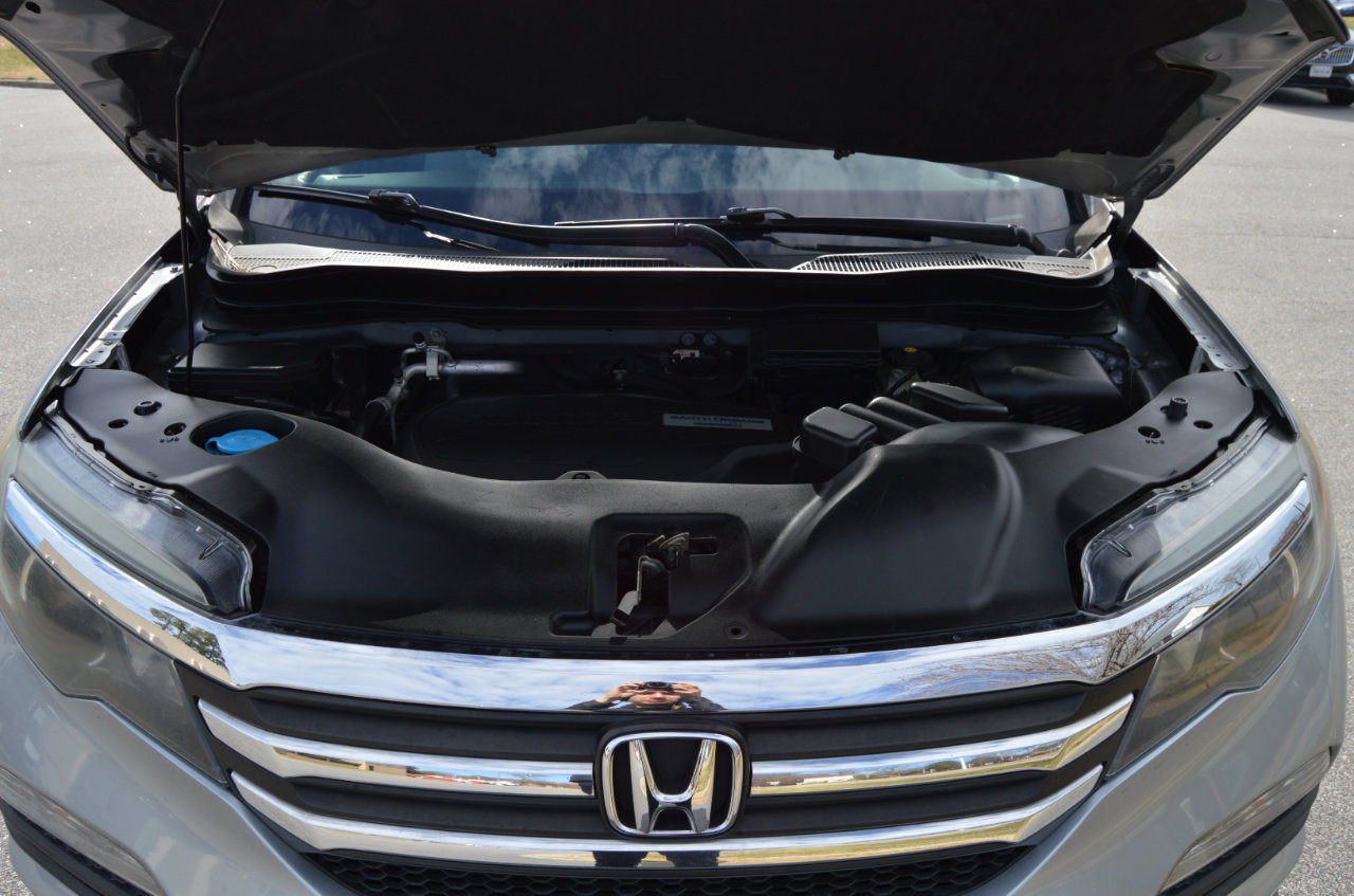 Used 2017 Honda Pilot EX image 18