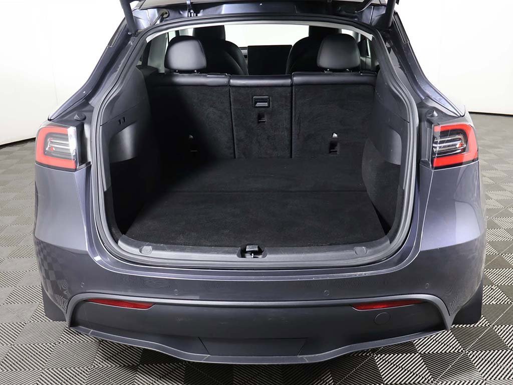 Used 2021 Tesla Model Y 2WD image 15