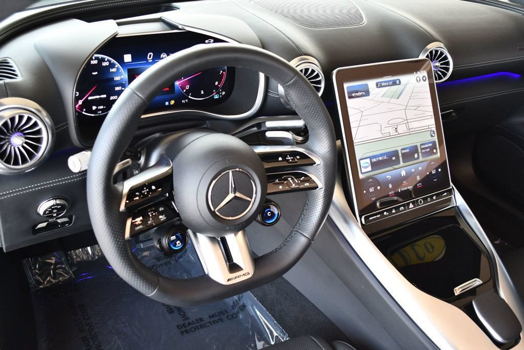 Used 2024 Mercedes-Benz SL 55 AMG 4MATIC image 14