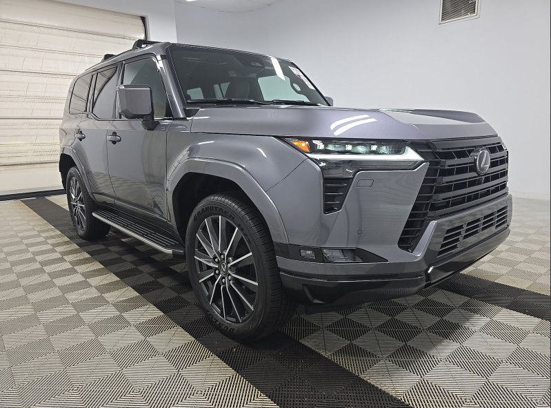 Used 2026 Lexus GX 550 w/ Accessory Package (2T) AWD/4WD image 31