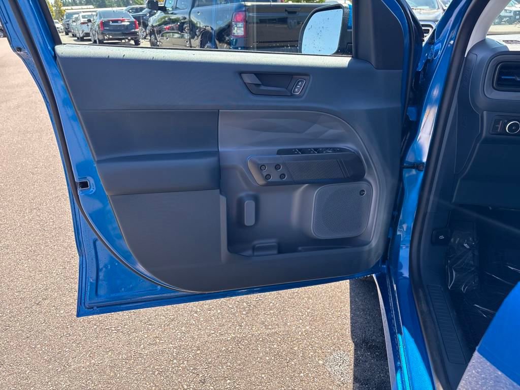 New 2025 Ford Maverick Lobo image 27