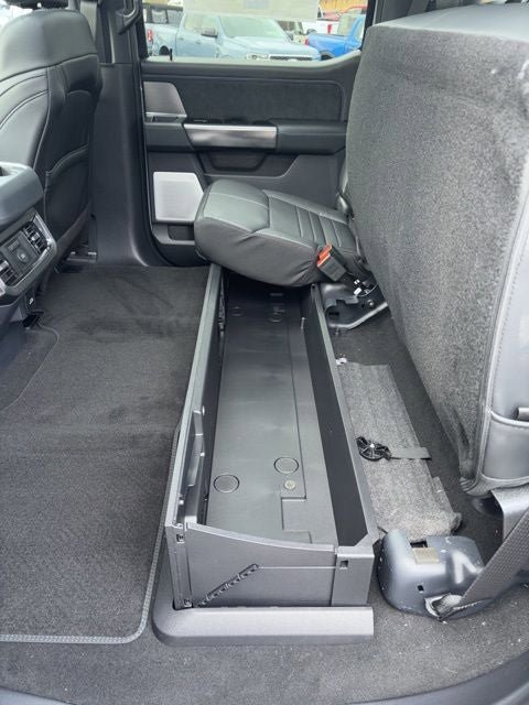 New 2026 Ford F350 Platinum w/ FX4 Off-Road Package image 60