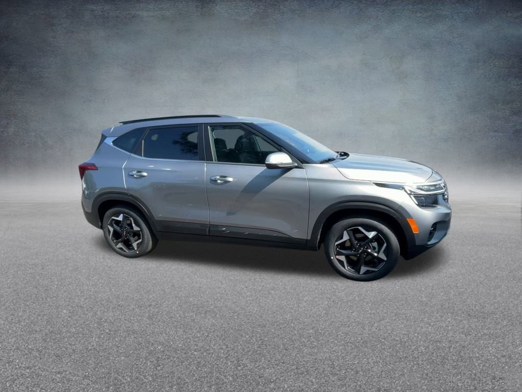 Used 2026 Kia Seltos EX image 26