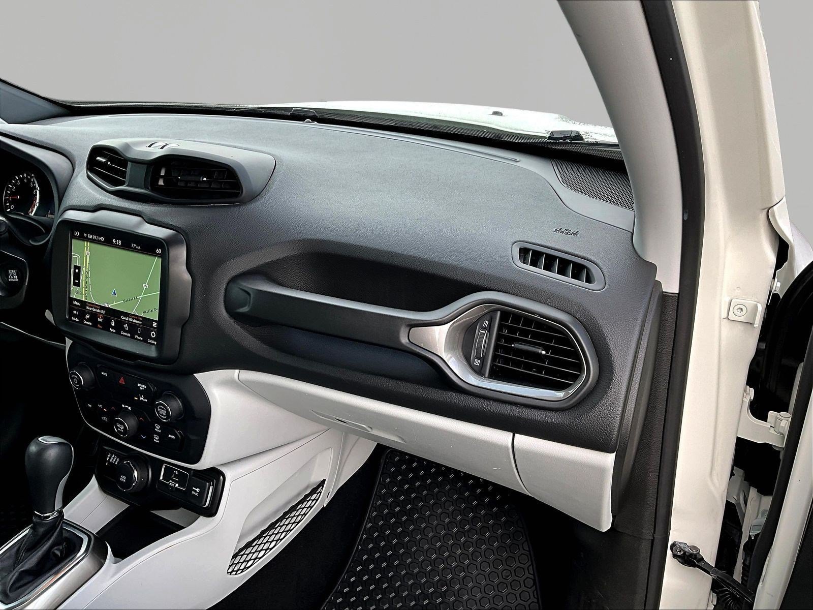 Used 2022 Jeep Renegade Limited AWD/4WD image 26