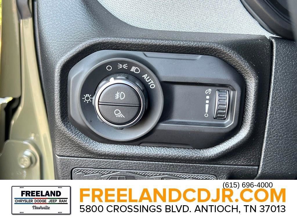 New 2025 Jeep Gladiator Sport AWD/4WD image 16