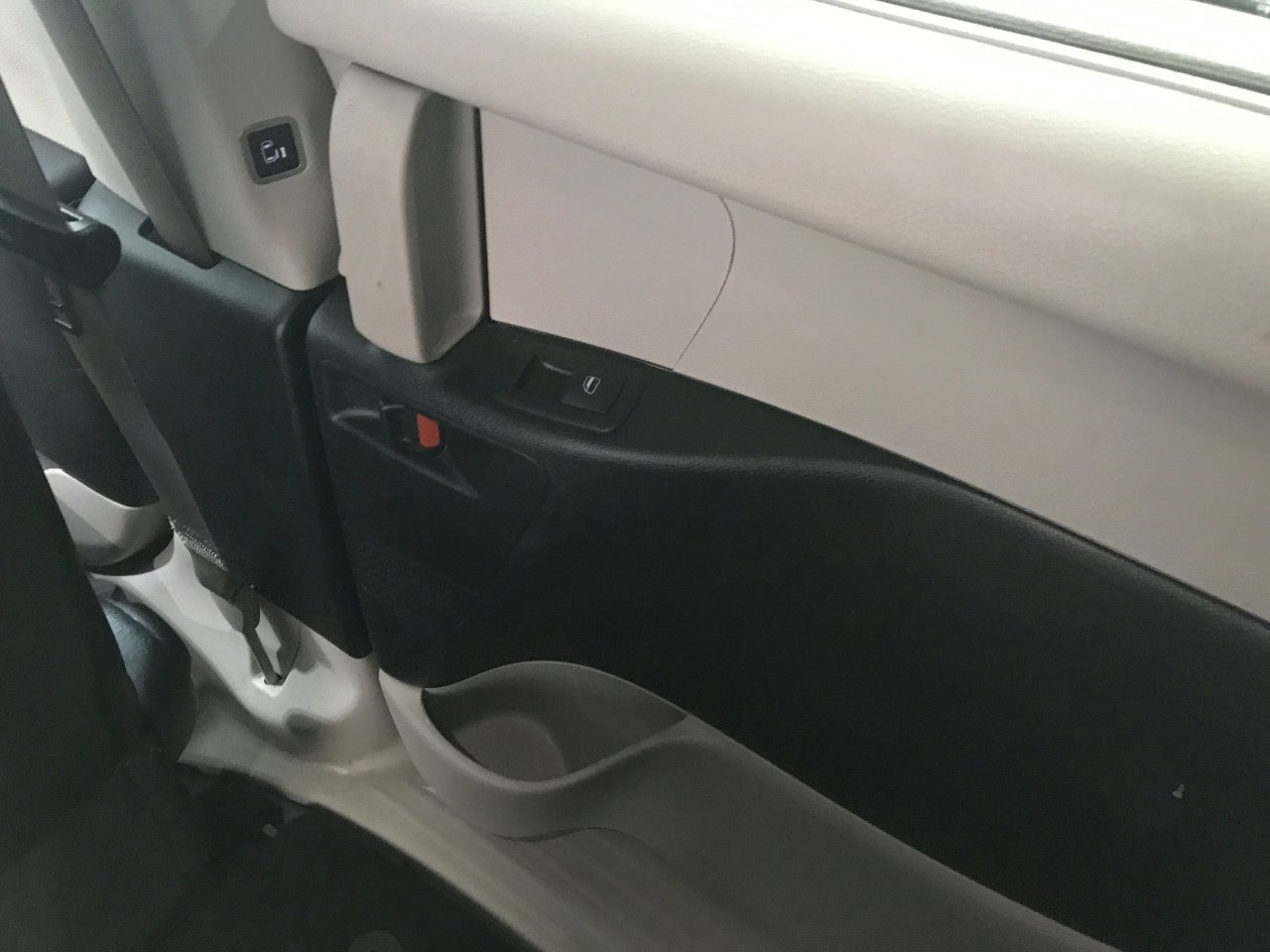 Used 2024 Chrysler Pacifica Touring-L image 31