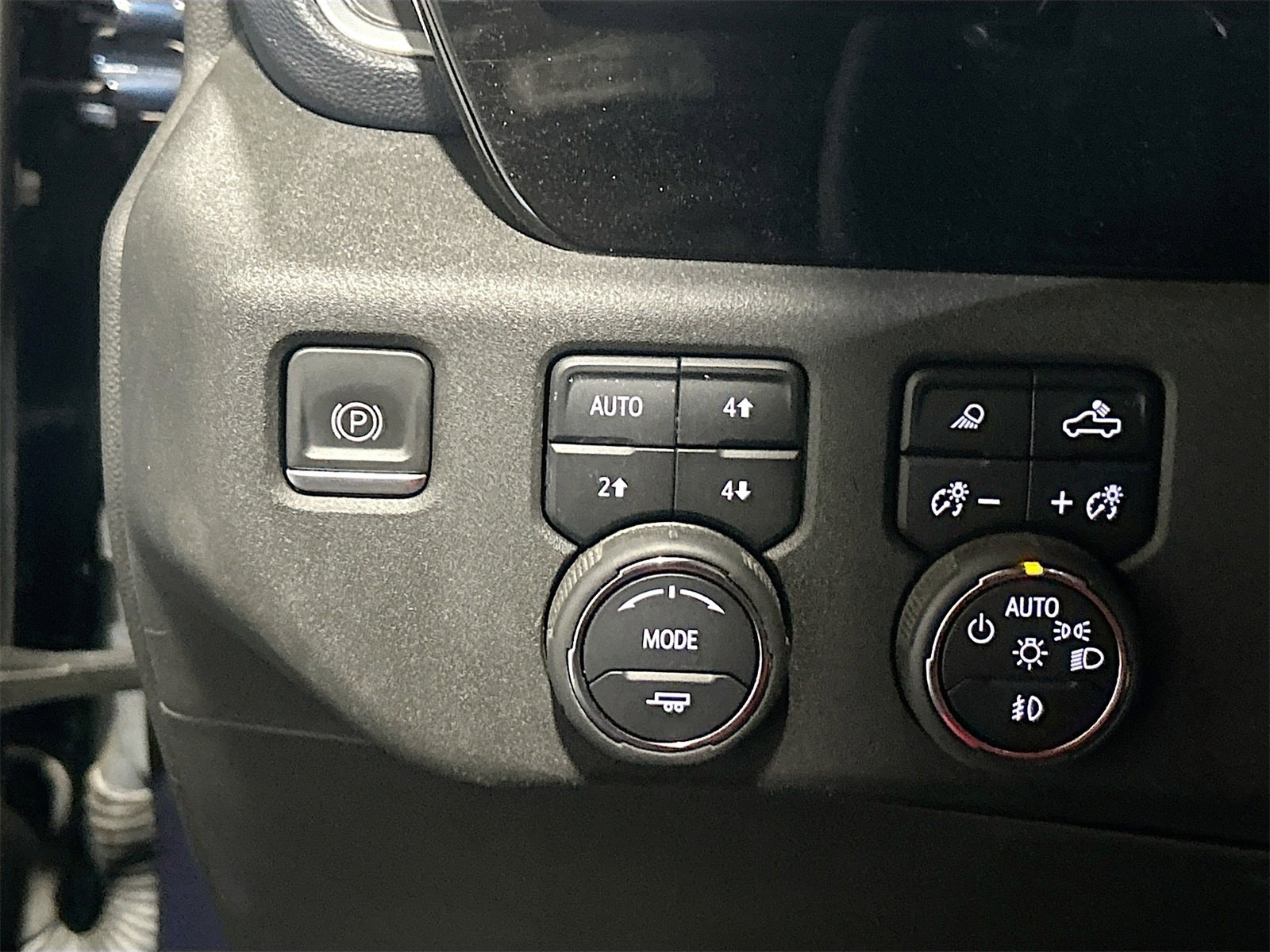 Used 2022 Chevrolet Silverado 1500 High Country w/ Z71 Off-Road Package image 10