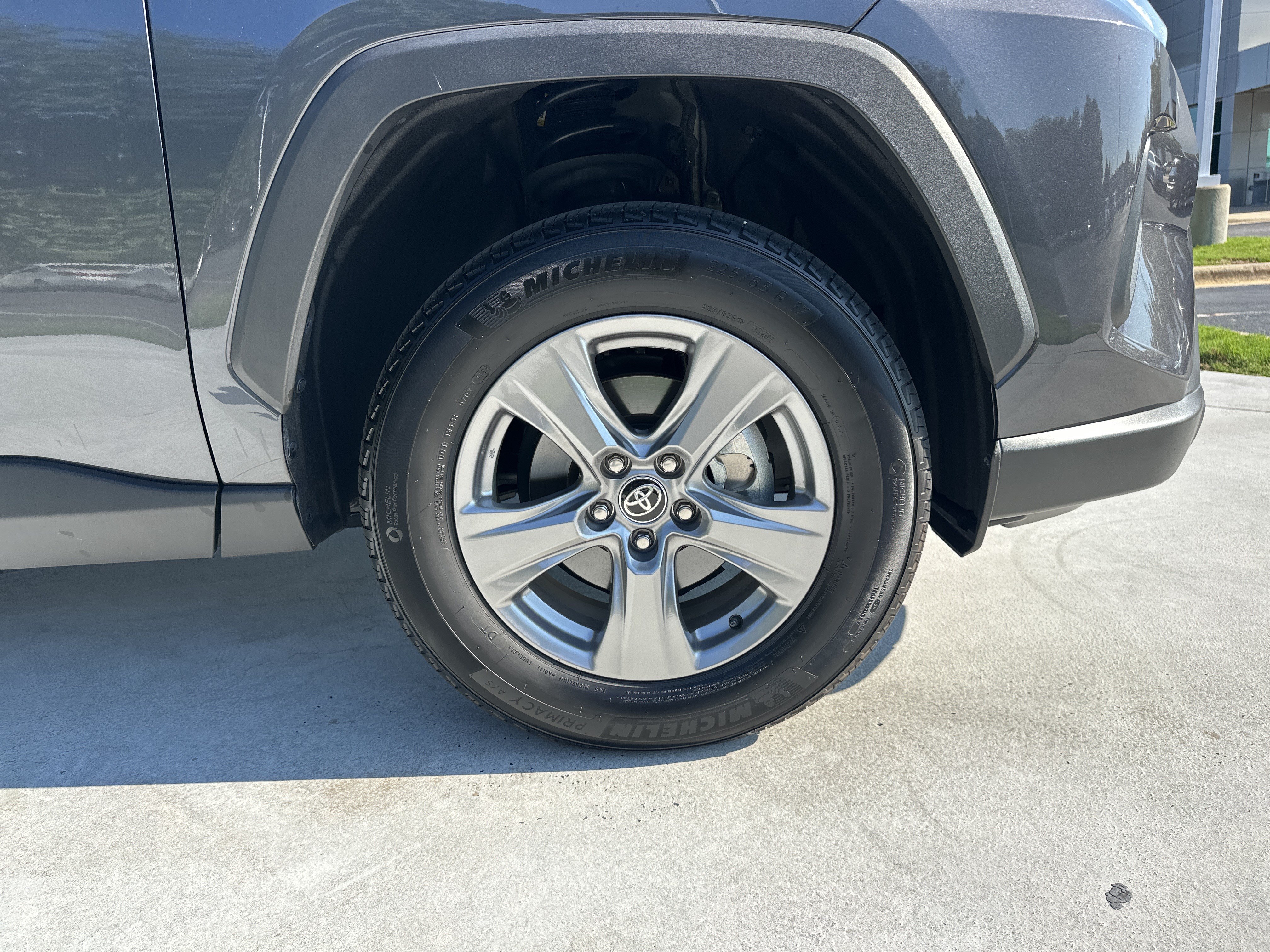 Certified 2025 Toyota RAV4 XLE AWD/4WD image 13