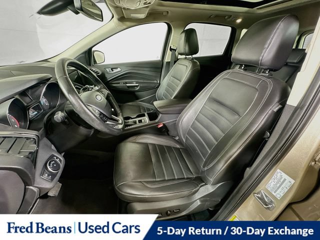 Used 2017 Ford Escape Titanium AWD/4WD image 27