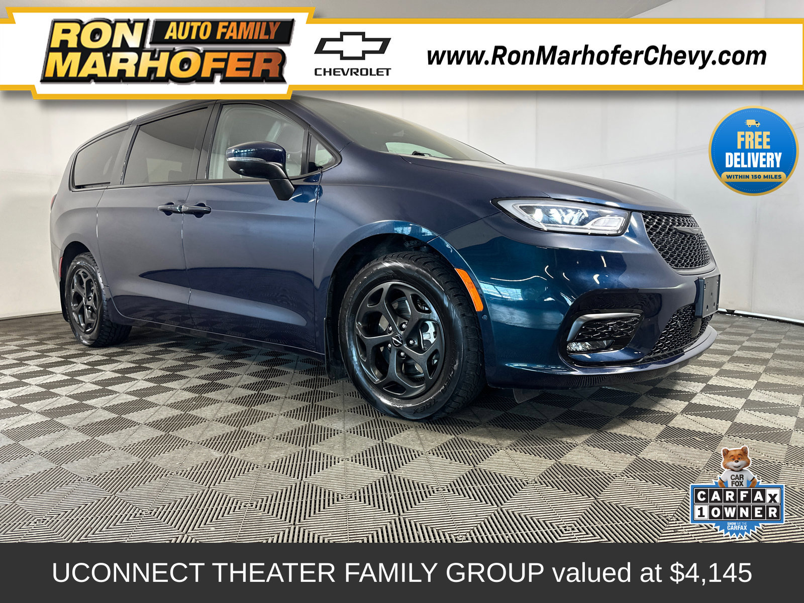 Used 2023 Chrysler Pacifica Touring-L w/ Uconnect Theater Family Group FWD 360° Tour