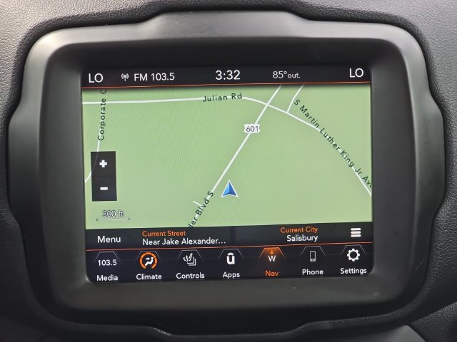 Used 2022 Jeep Renegade Limited w/ Sun, Sound & Wheels Group AWD/4WD image 28