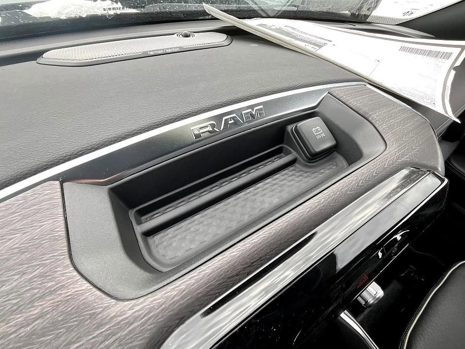 New 2026 RAM 3500 Big Horn w/ Laramie Trim Package image 20