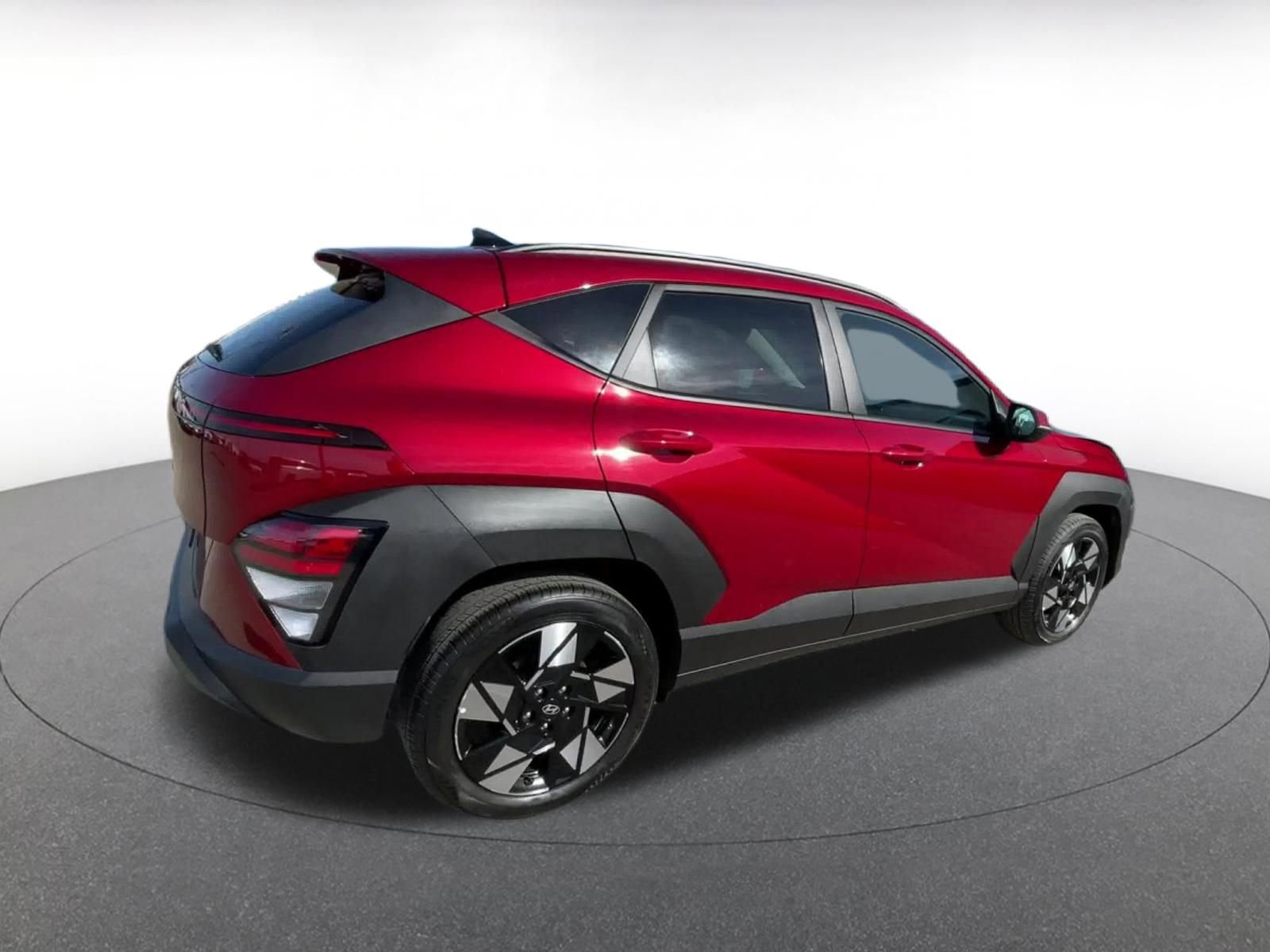 Used 2025 Hyundai Kona SEL FWD image 14