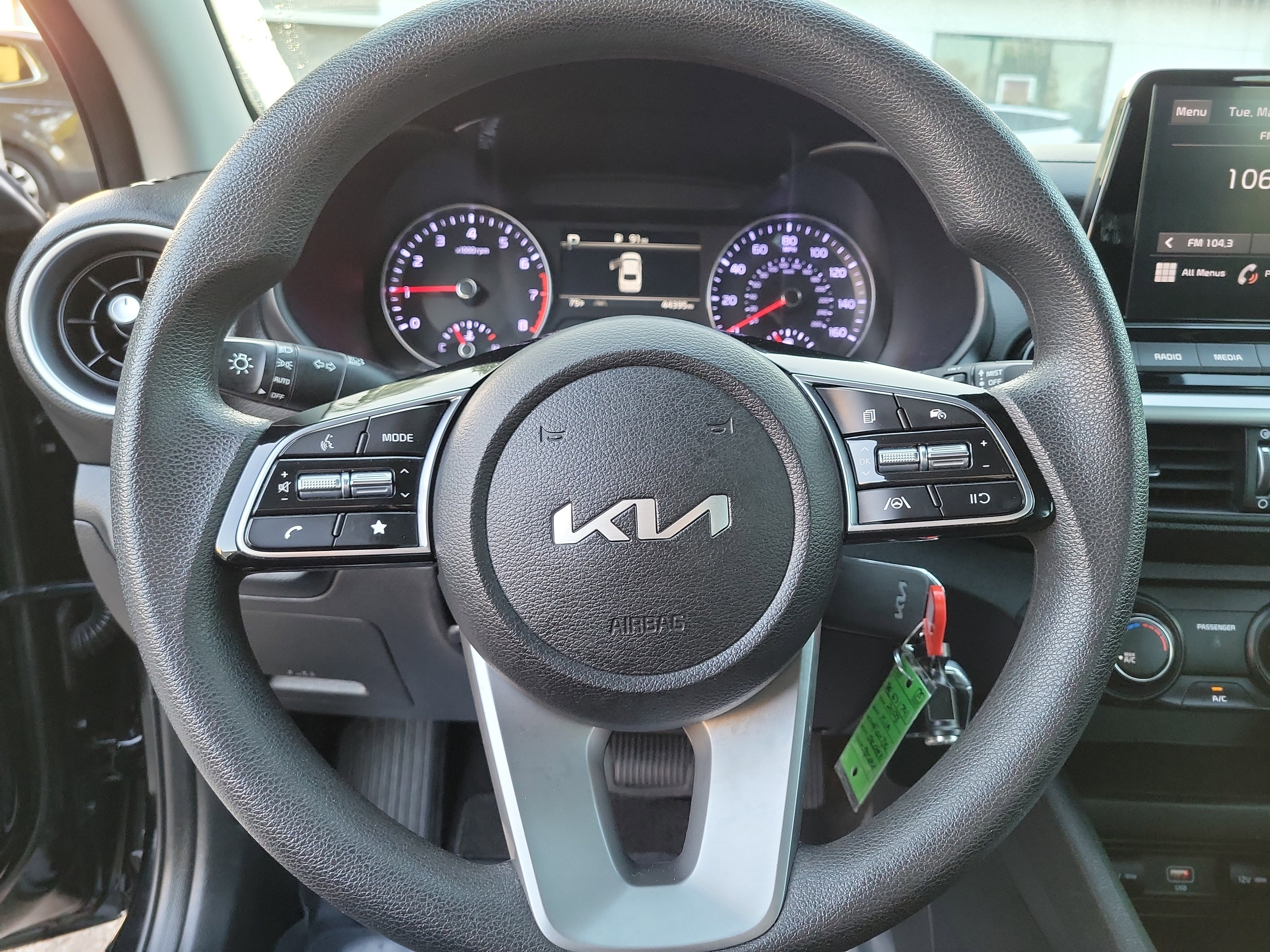 Used 2023 Kia Forte LXS w/ LXS Technology Package FWD image 19