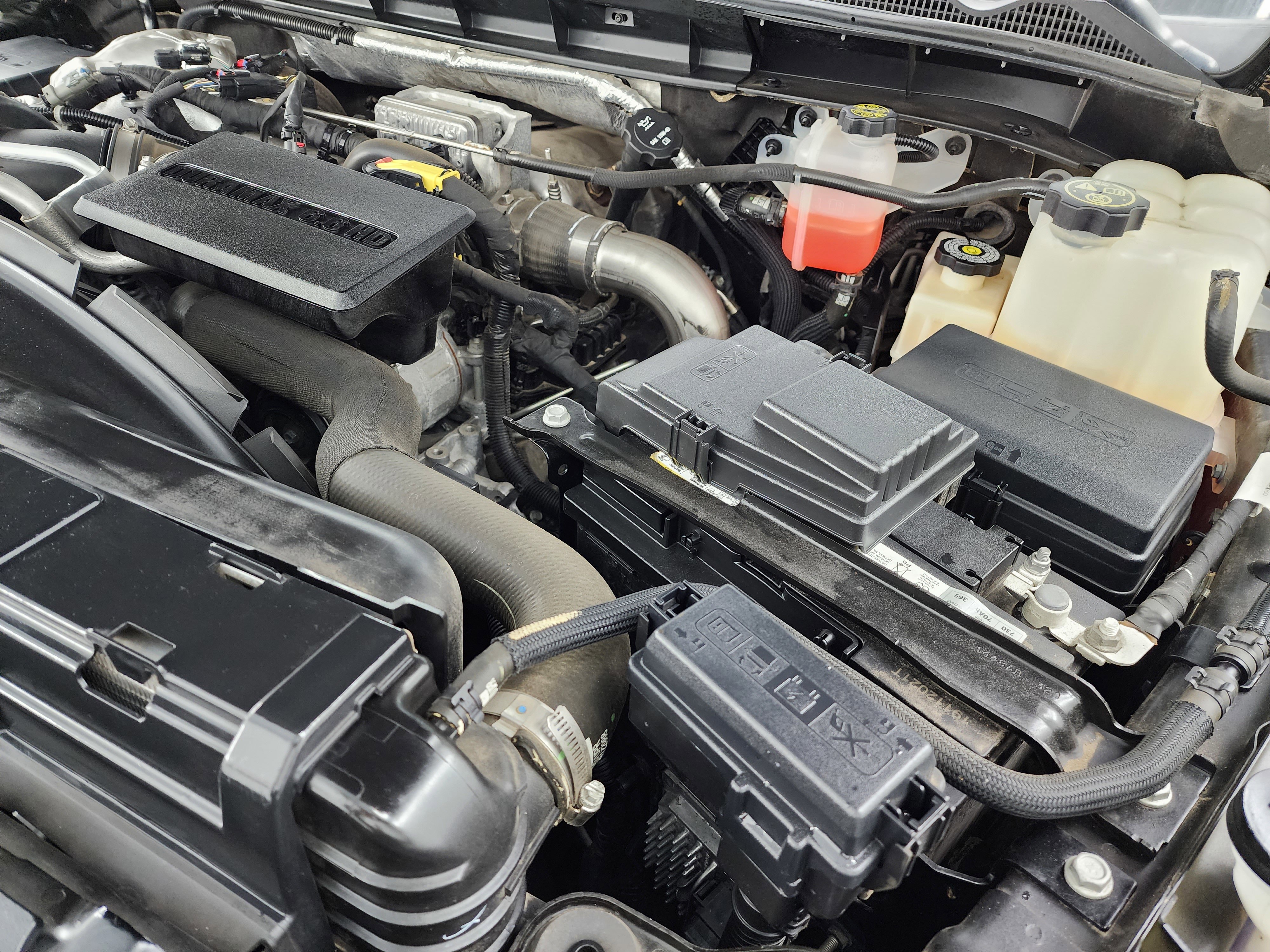 Used 2022 GMC Sierra 2500 SLT w/ LPO, GMC Protection Package image 18