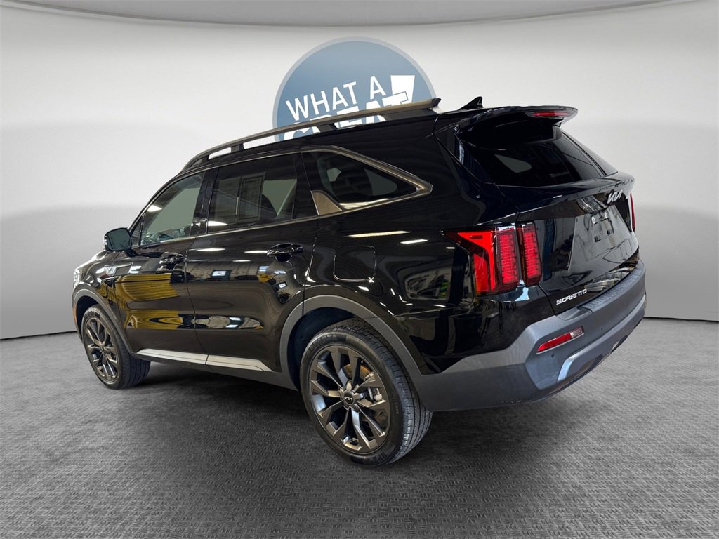 Certified 2023 Kia Sorento X-Line EX image 6