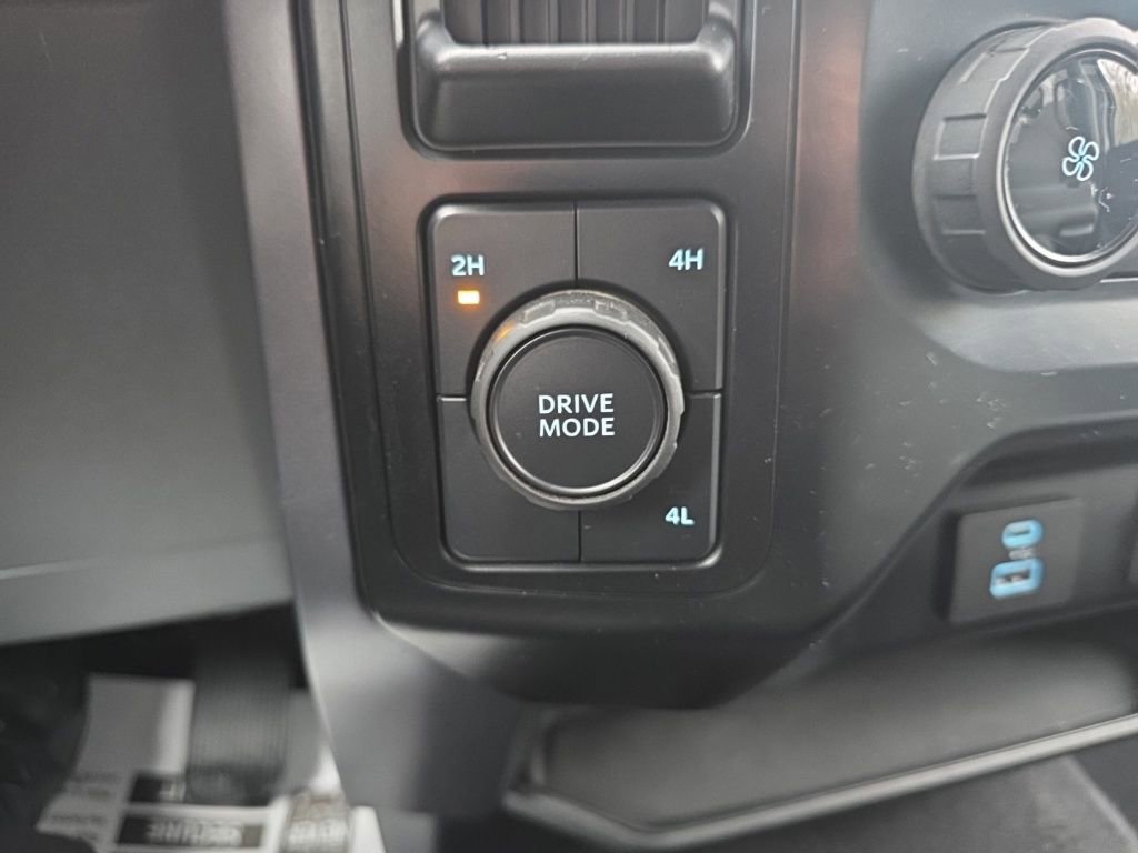 Used 2023 Ford F150 XLT image 25
