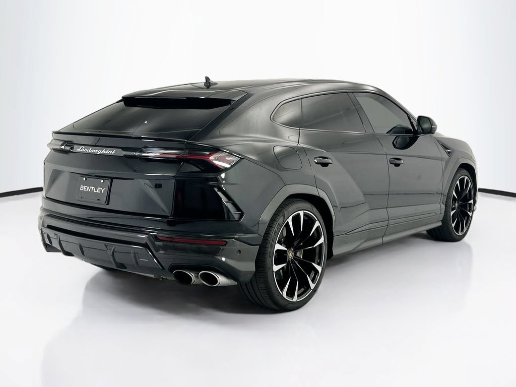Used 2021 Lamborghini Urus AWD/4WD image 5