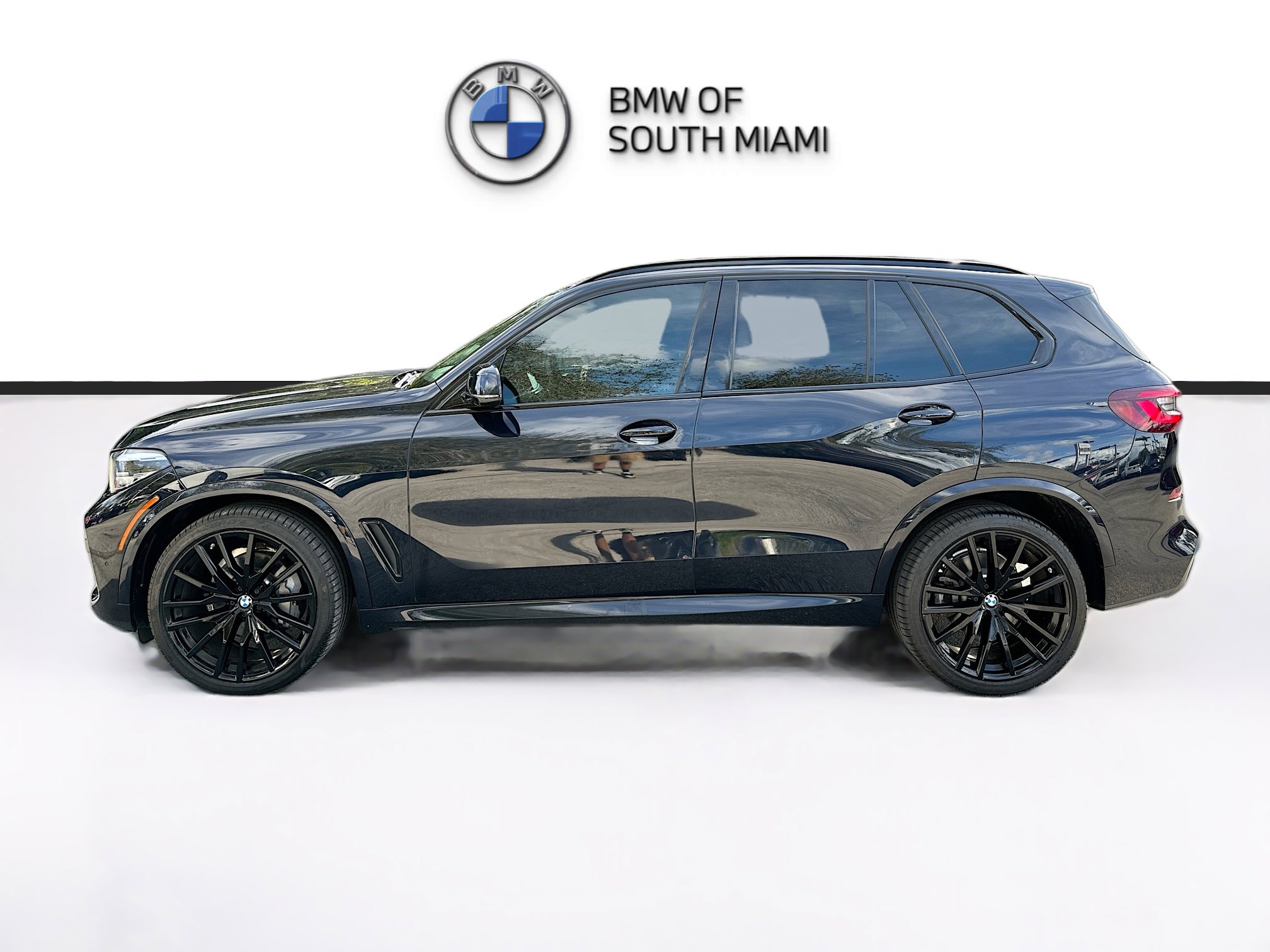 Used 2020 BMW X5 xDrive40i w/ M Sport Package image 4