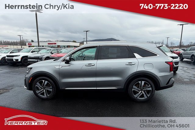 Used 2023 Kia Sorento EX image 4