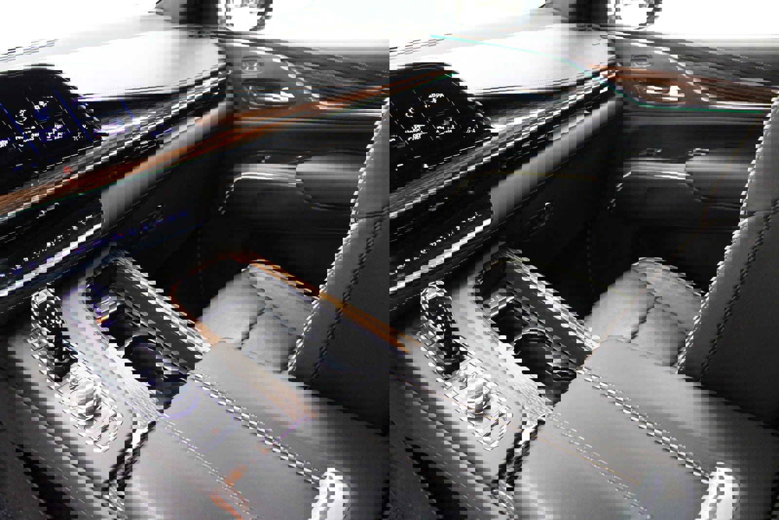 Used 2021 Cadillac Escalade Premium Luxury w/ Driver Assist Tech Package image 35