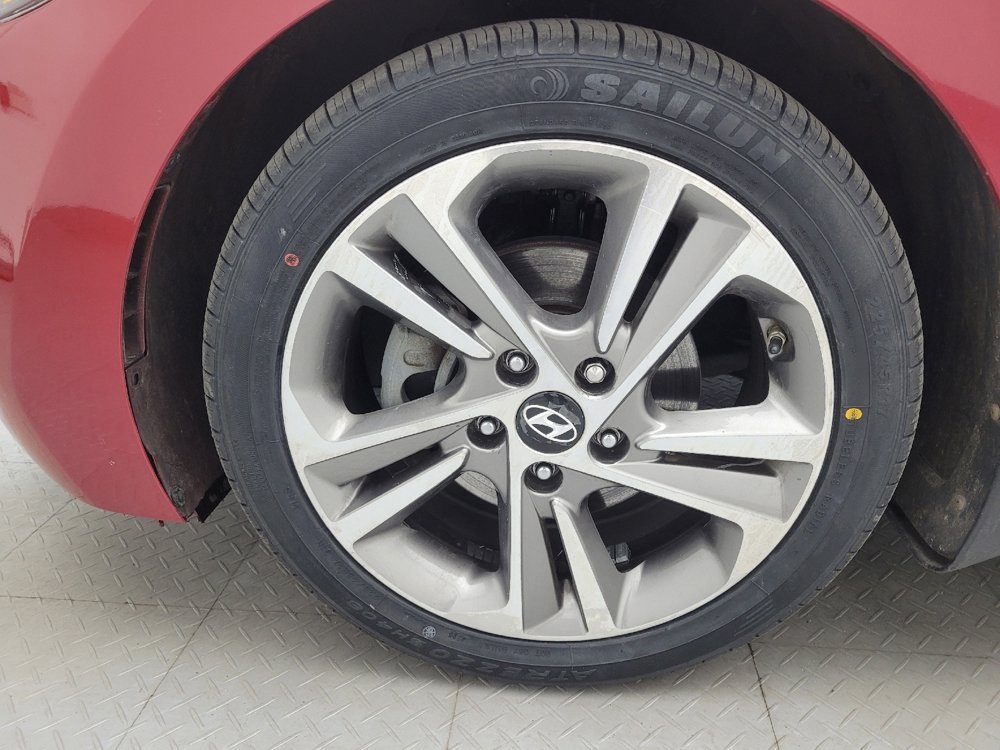Used 2018 Hyundai Elantra Value Edition FWD image 31