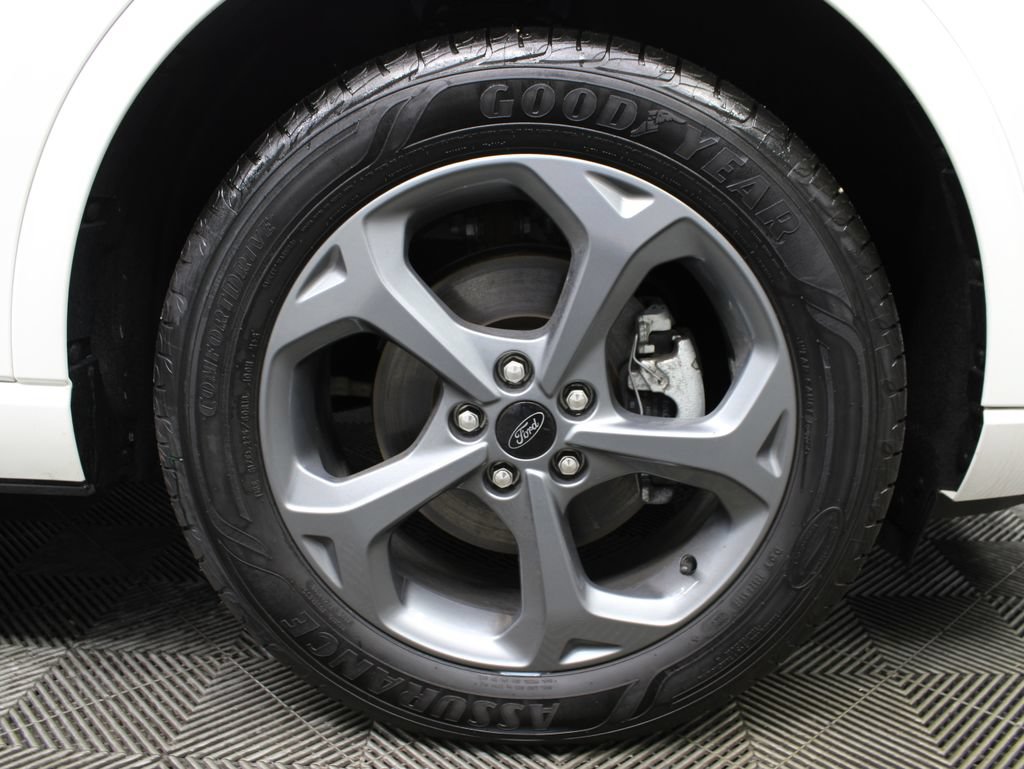 Used 2024 Ford Escape ST-Line w/ Tech Pack #1 AWD/4WD image 13