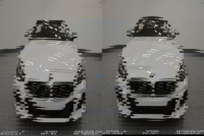 Used 2024 BMW Z4 M40i w/ Premium Package image 6