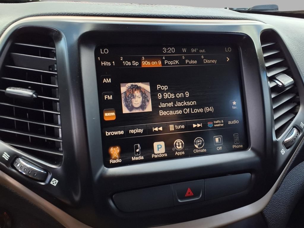 Used 2016 Jeep Cherokee 75th Anniversary AWD/4WD image 5