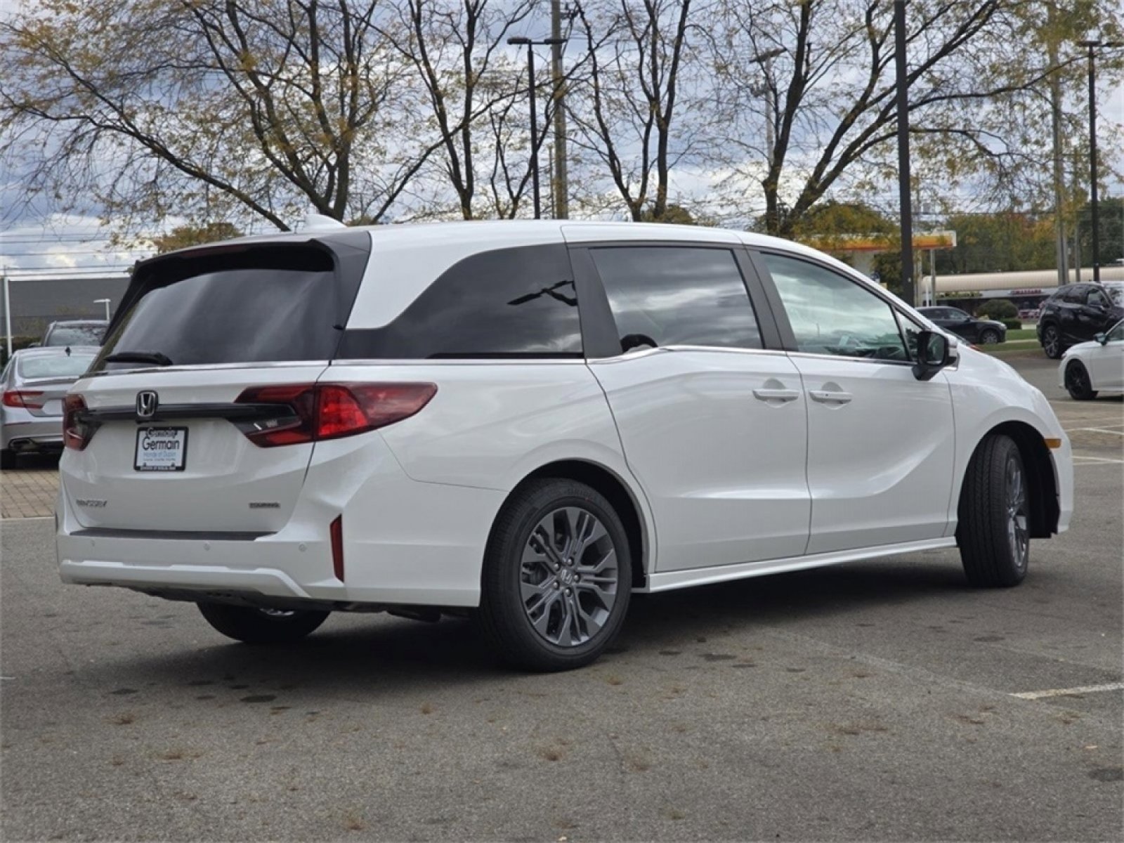 New 2026 Honda Odyssey Elite image 5