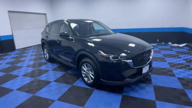 Used 2023 MAZDA CX-5 AWD 2.5 S w/ Select Package image 2