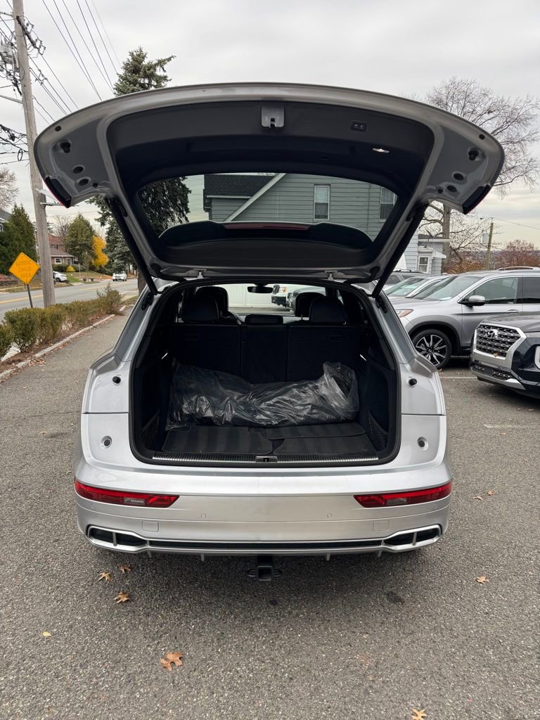 Used 2018 Audi SQ5 Prestige image 17