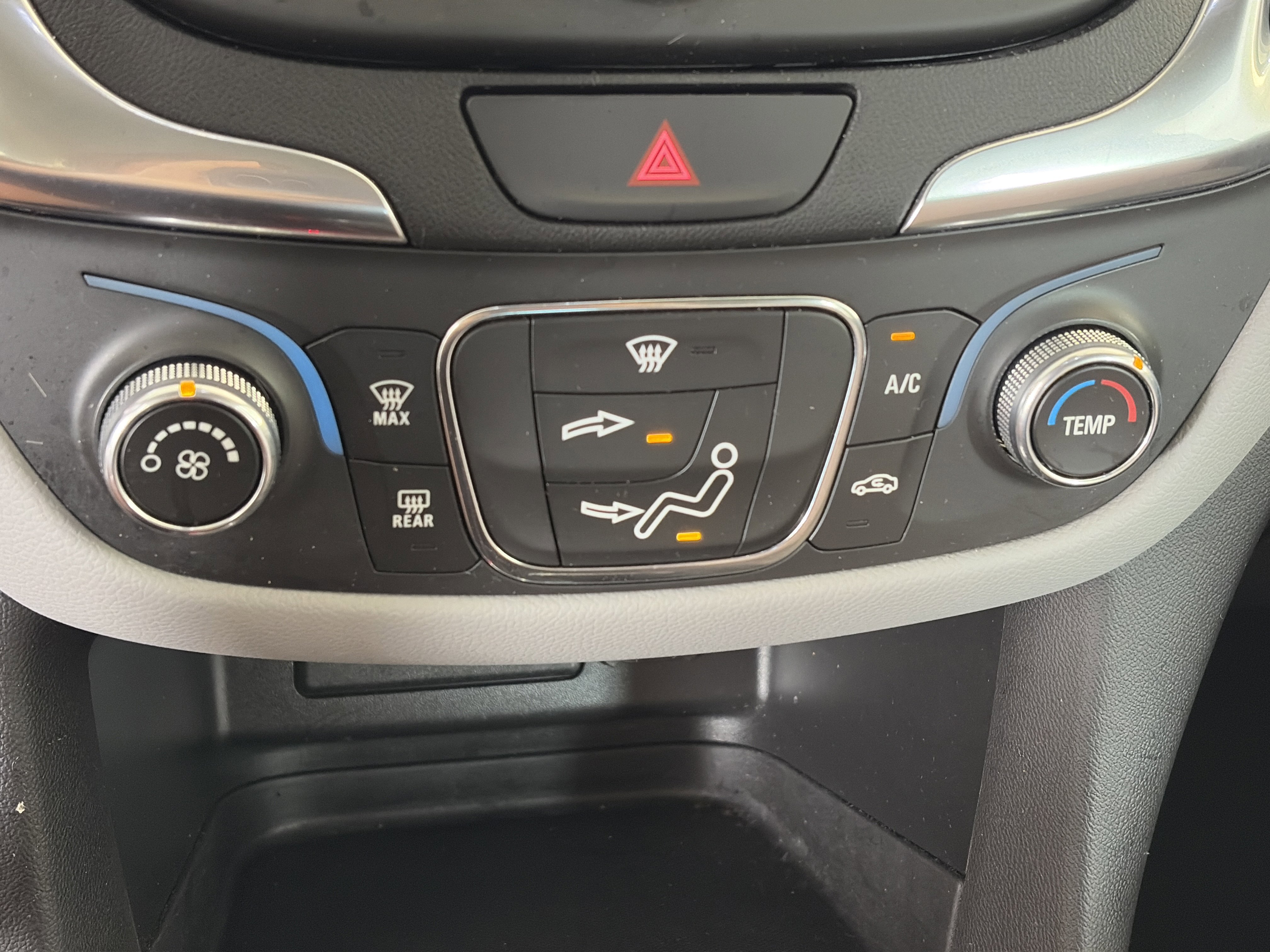 Certified 2021 Chevrolet Equinox LS image 20