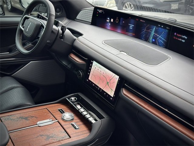 New 2025 Lincoln Navigator Black Label image 15