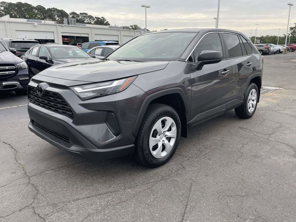 Used 2025 Toyota RAV4 LE FWD image 4