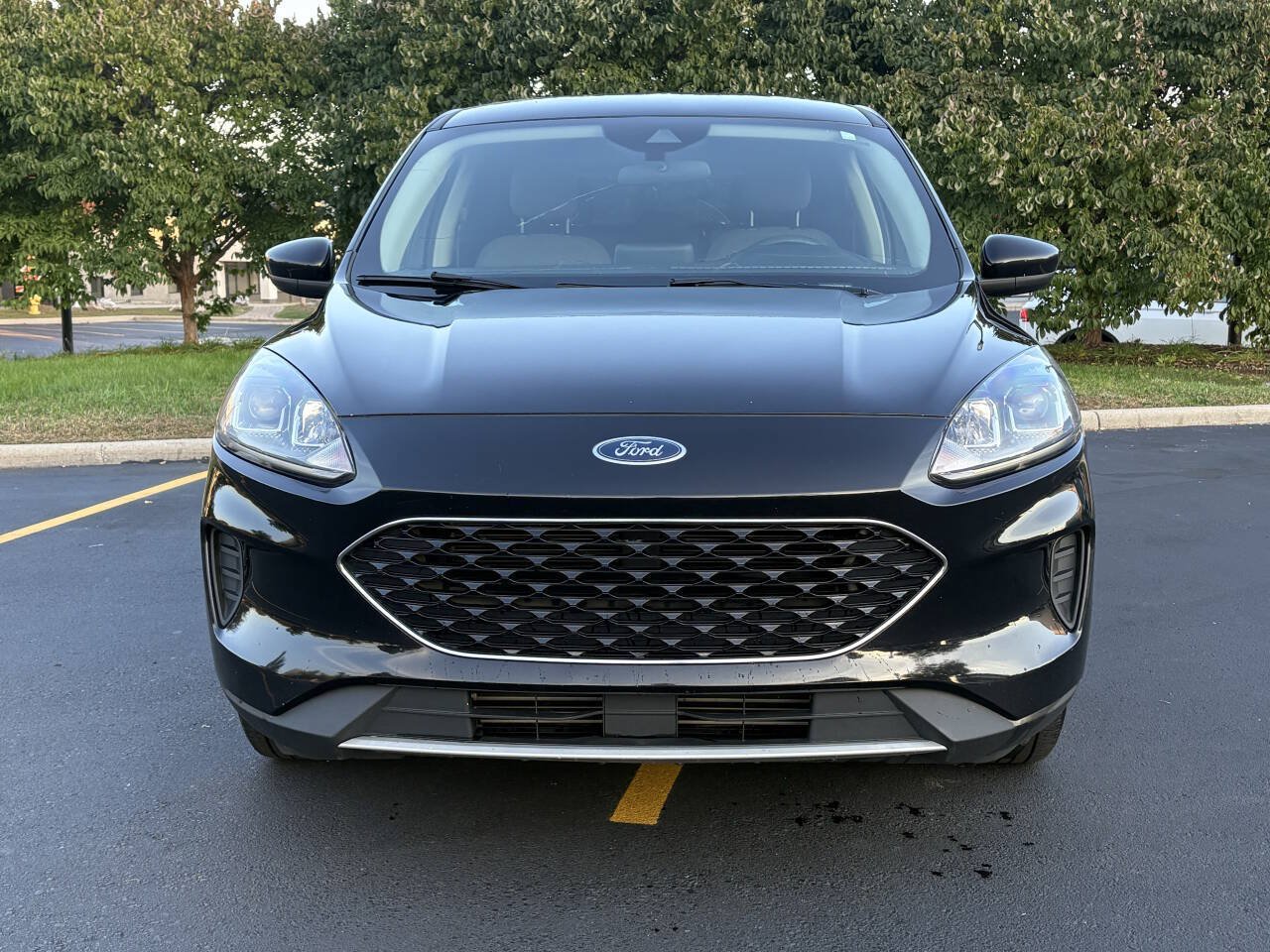 Used 2020 Ford Escape SE FWD image 3