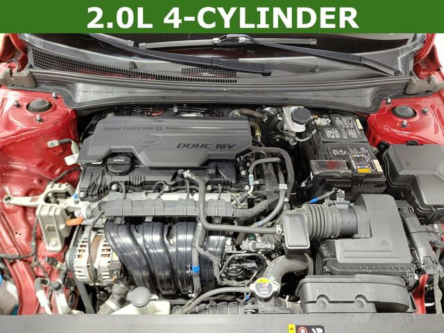 Used 2022 Hyundai Elantra SE image 9