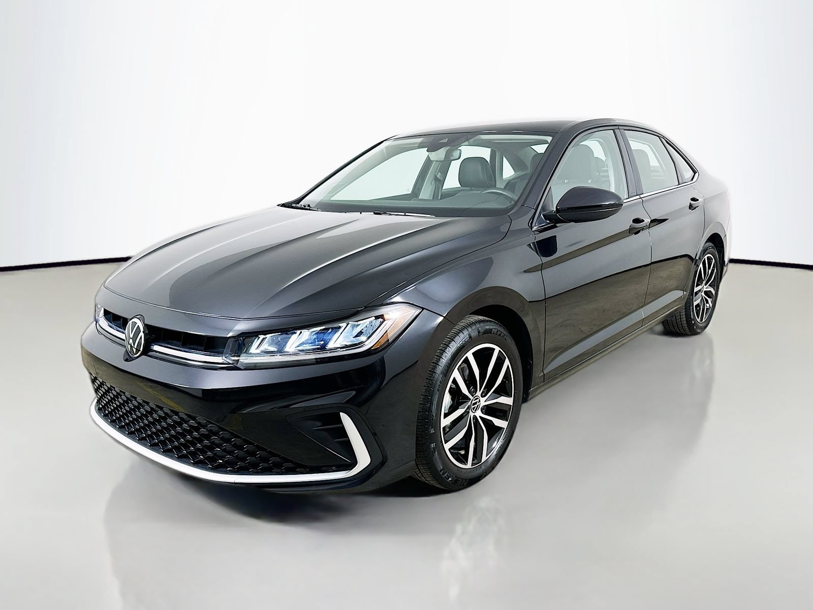 Certified 2025 Volkswagen Jetta SE