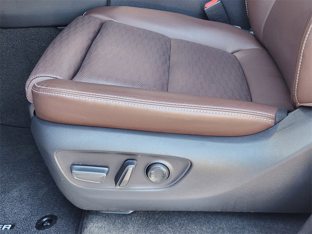 Used 2024 Toyota Land Cruiser image 23