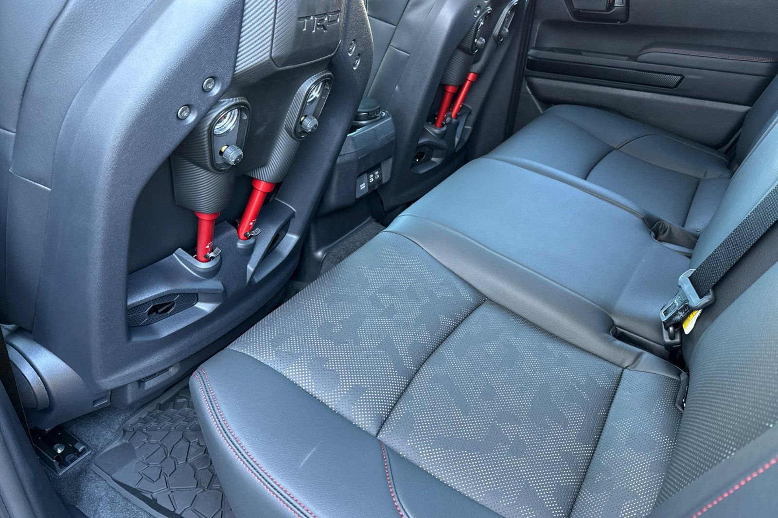 Used 2025 Toyota Tacoma TRD Pro w/ Tow Tech Package image 16