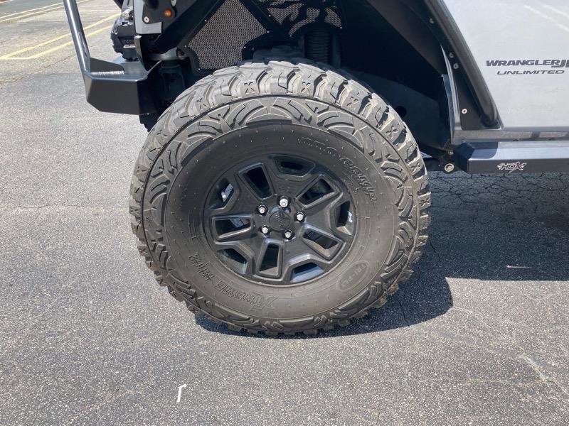 Used 2018 Jeep Wrangler Unlimited Sport image 36