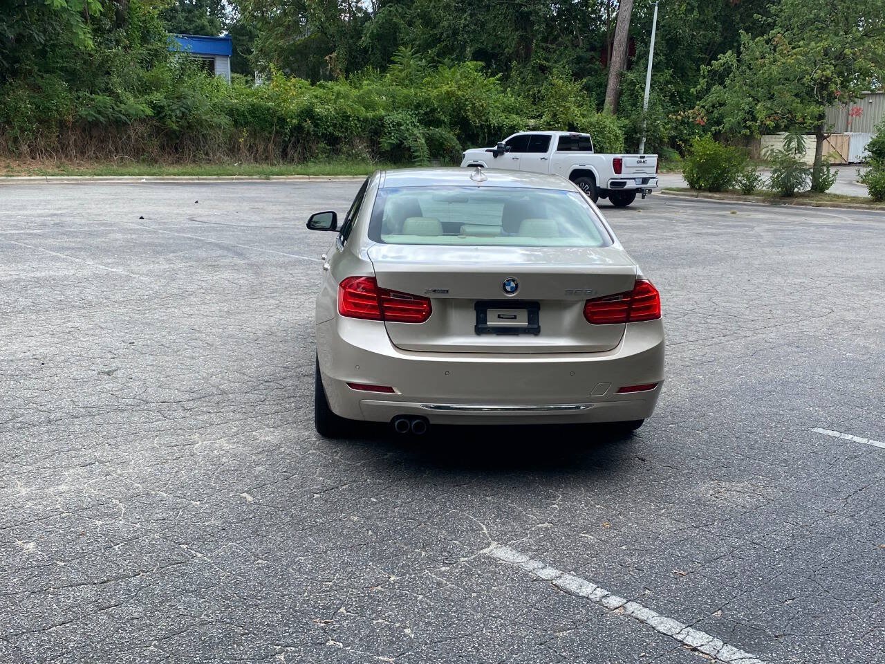 Used 2013 BMW 328i xDrive Sedan AWD/4WD image 6
