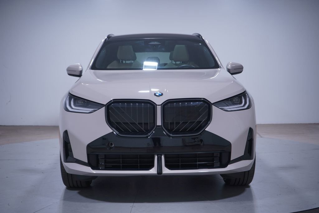 Used 2025 BMW X3 xDrive30i w/ M Sport Package image 4