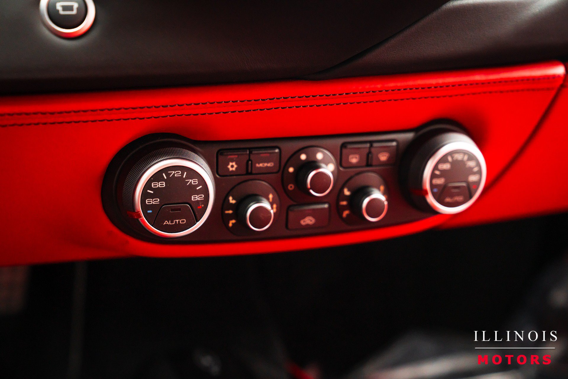 Used 2019 Ferrari 488 Spider RWD image 27