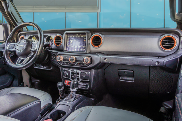 Used 2020 Jeep Gladiator Mojave AWD/4WD image 25