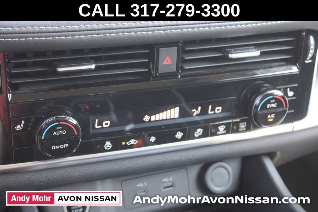 Used 2023 Nissan Rogue SV w/ SV Premium Package AWD/4WD image 40