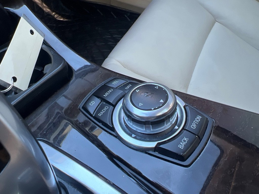 Used 2011 BMW 528i Sedan RWD image 27