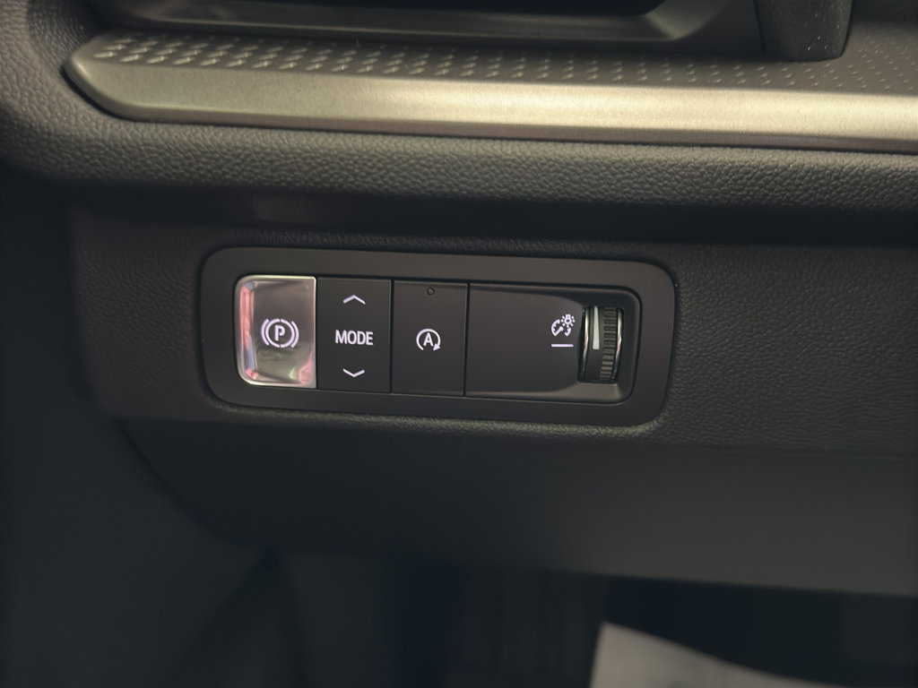 New 2026 Chevrolet Traverse LT w/ LPO, Floor Liner Package image 27