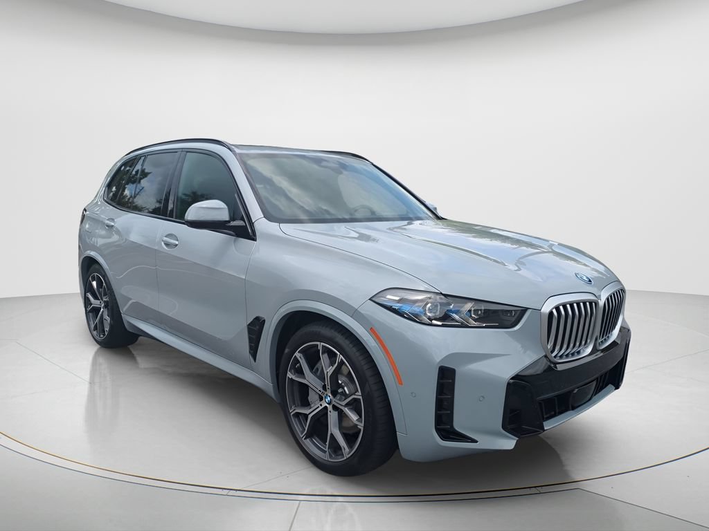New 2026 BMW X5 xDrive50e w/ M Sport Package AWD/4WD image 3
